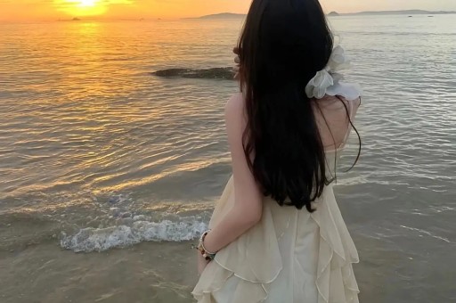 一手好牌打稀碎 三料影后马苏 被黑人驮肩 帮闺蜜撒谎 终究自断前程