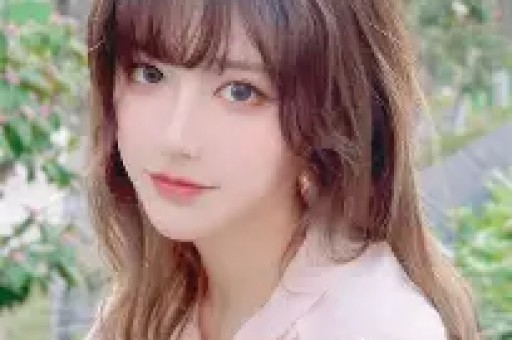 一天3个瓜！女星被大佬操控、顶流恋情曝光杨颖被牵连 个个大瓜