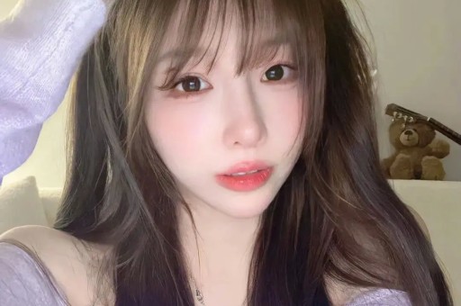 承诺满足网友任意要求 女网红恐翻车：被要顶配电脑