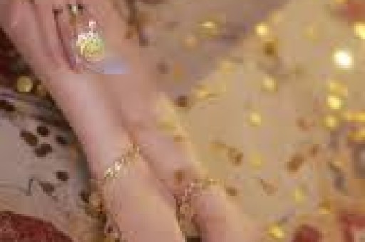 恩爱32年不敌现实朱媛媛辞世一年后悲痛隐退的辛柏青如今怎样