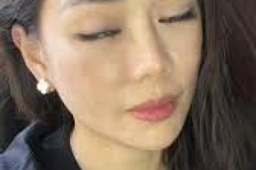 热搜压不住！知名女星曝陈小春猛料 好男人人设崩塌 采儿被打脸